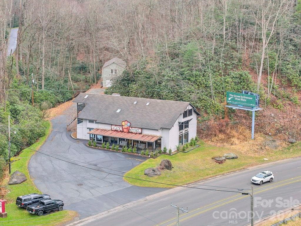 3894 US Highway 321 None S