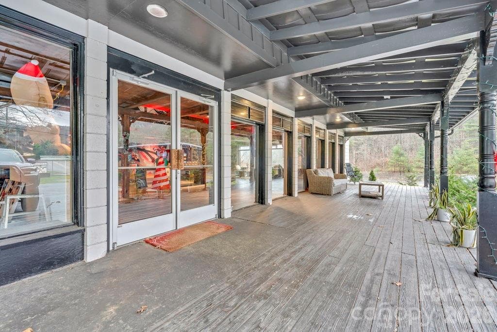 Free Standing Store at 3894 US Highway 321 None S, Blowing Rock, photo 10 of 48
