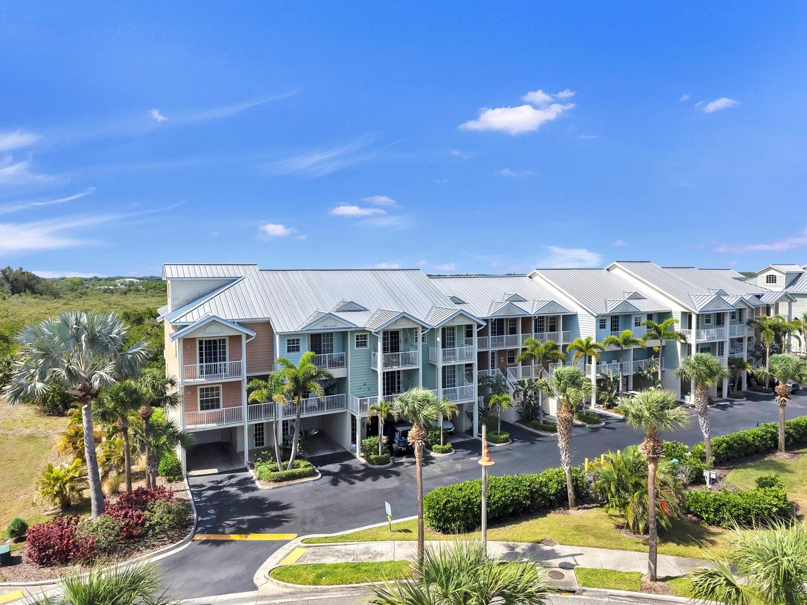 Townhouse at 3202 MANGROVE POINT DR, RUSKIN, photo 6 of 63