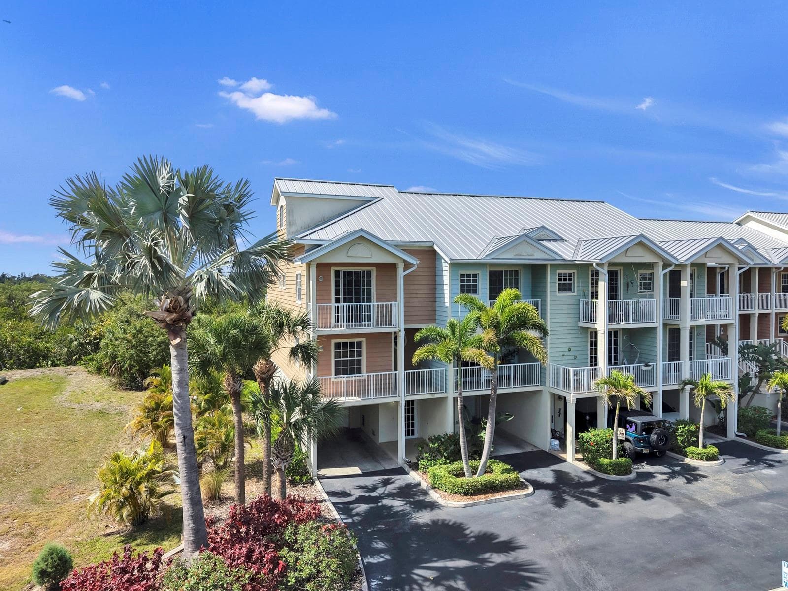 Townhouse at 3202 MANGROVE POINT DR, RUSKIN, photo 13 of 63