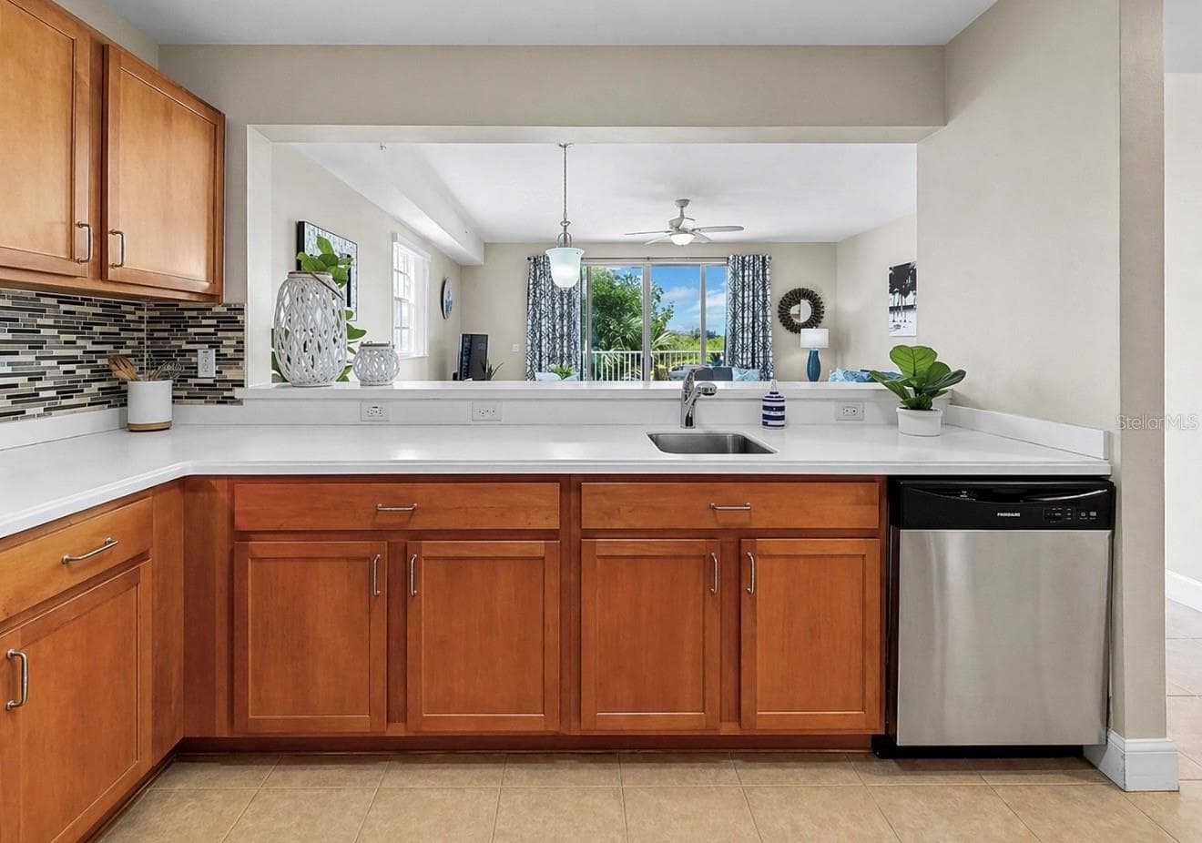 Townhouse at 3202 MANGROVE POINT DR, RUSKIN, photo 28 of 63