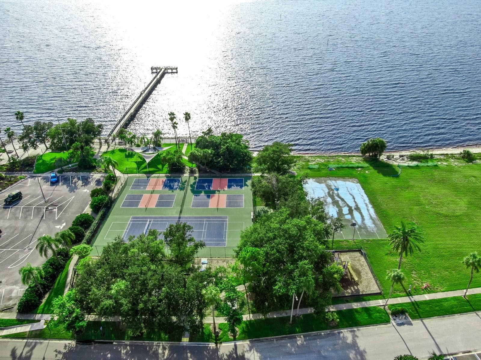 Townhouse at 3202 MANGROVE POINT DR, RUSKIN, photo 54 of 63