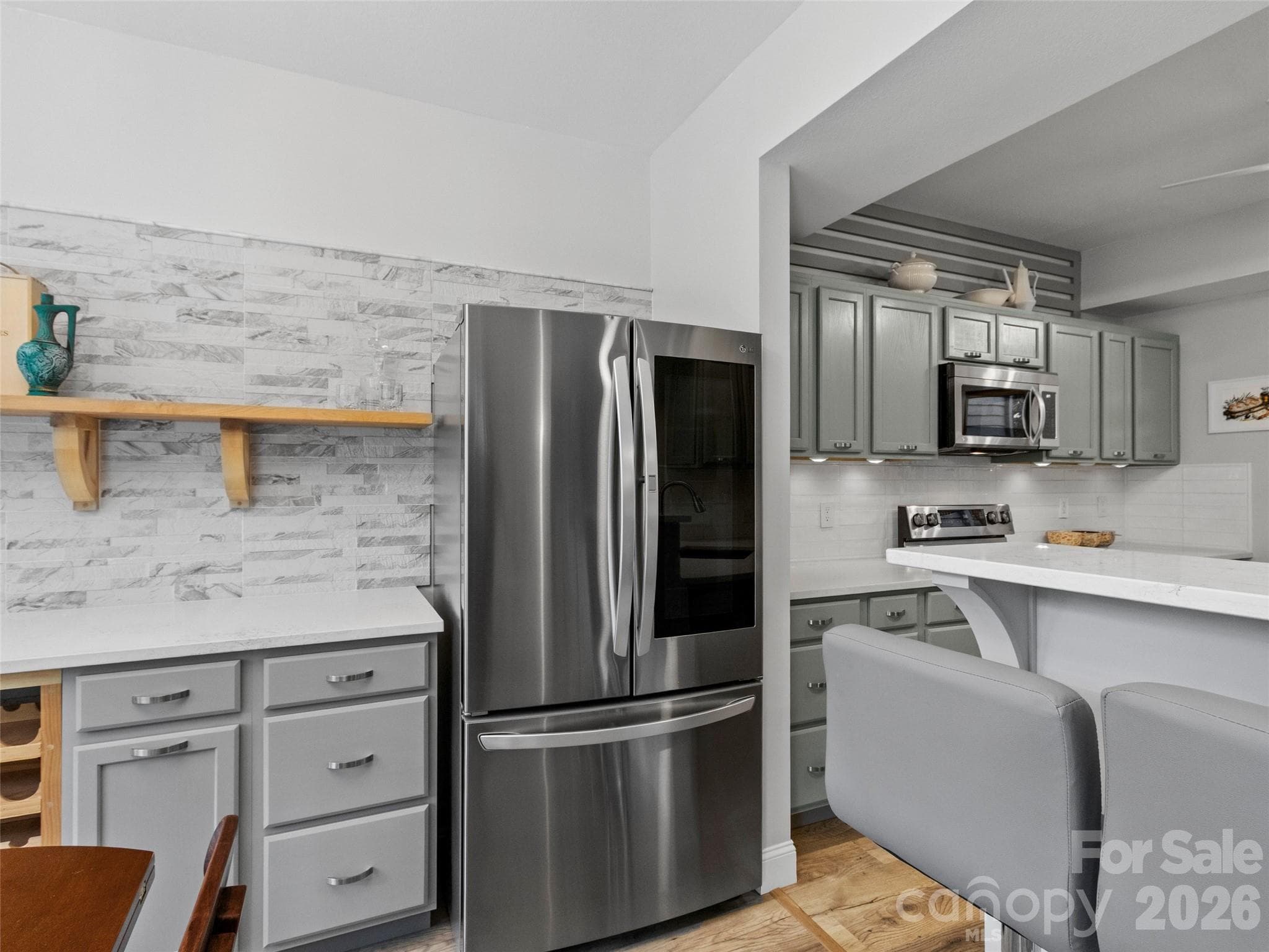 Condominium at 220 Stoney Falls Loop, Burnsville, photo 14 of 43