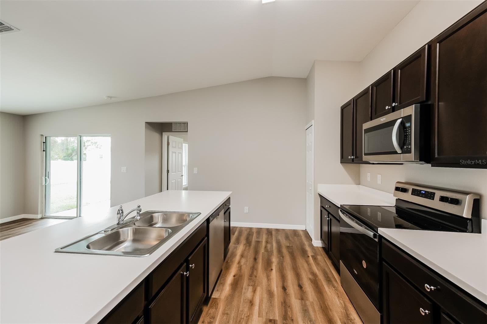Single Family Residence at 3637 STARBOARD AVE, NORTH PORT, photo 6 of 15