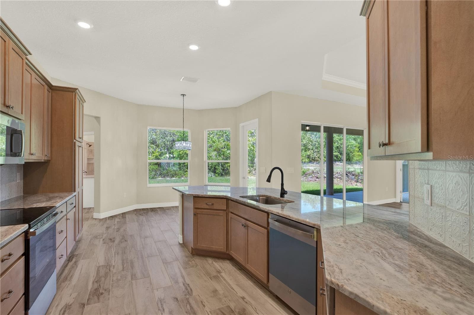 Single Family Residence at 12085 HARRIS HAWK RD, BROOKSVILLE, photo 14 of 29