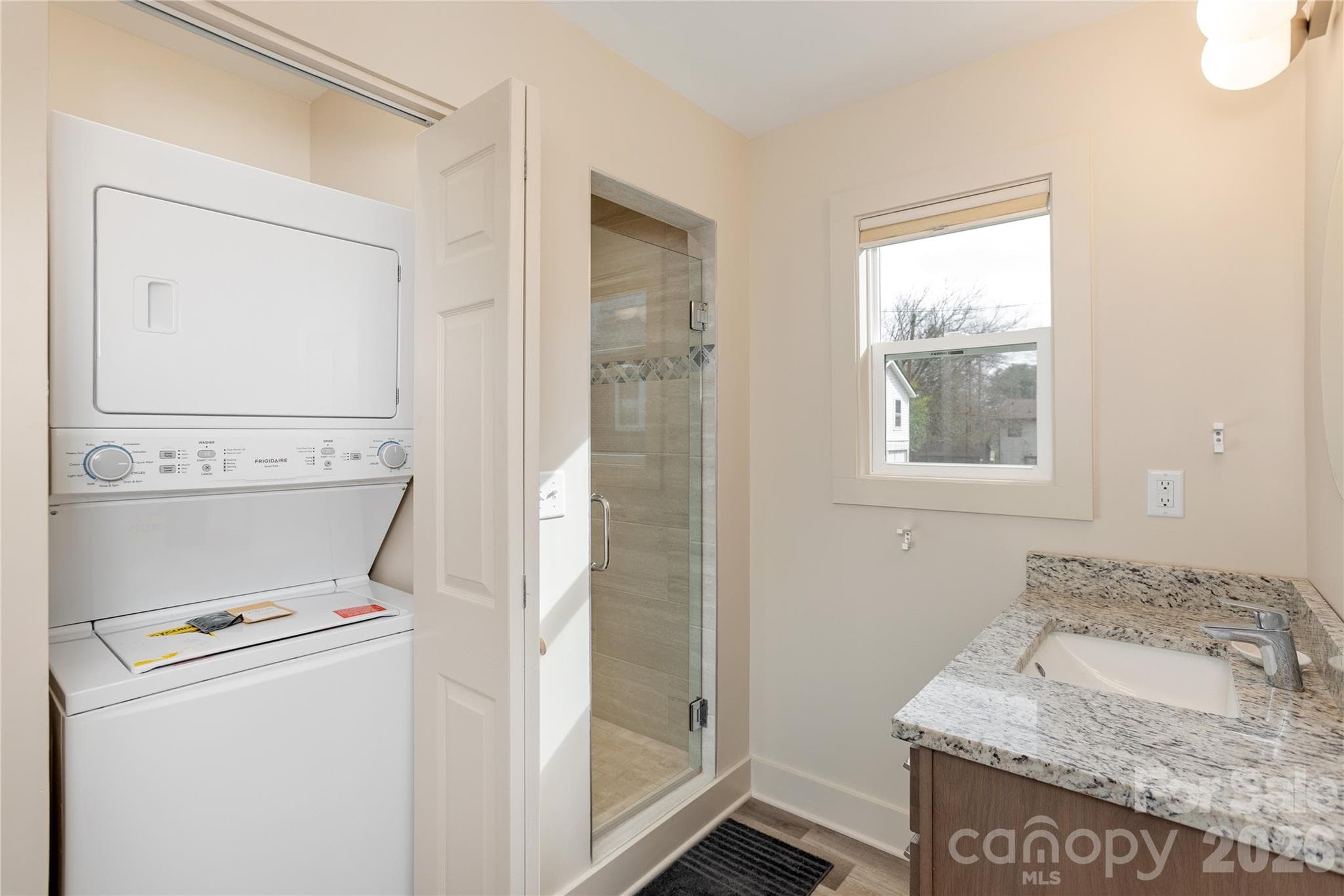 Washer and Dryer - 608 Ray Avenue, Hendersonville