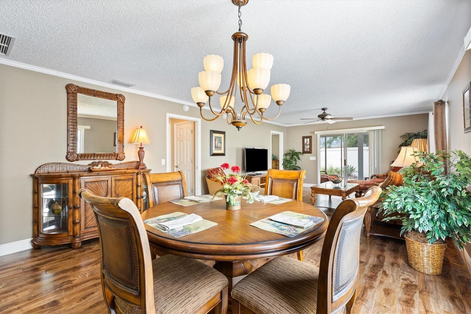 DINING AND LIVING ROOM - 979 SMYRNA ST, THE VILLAGES