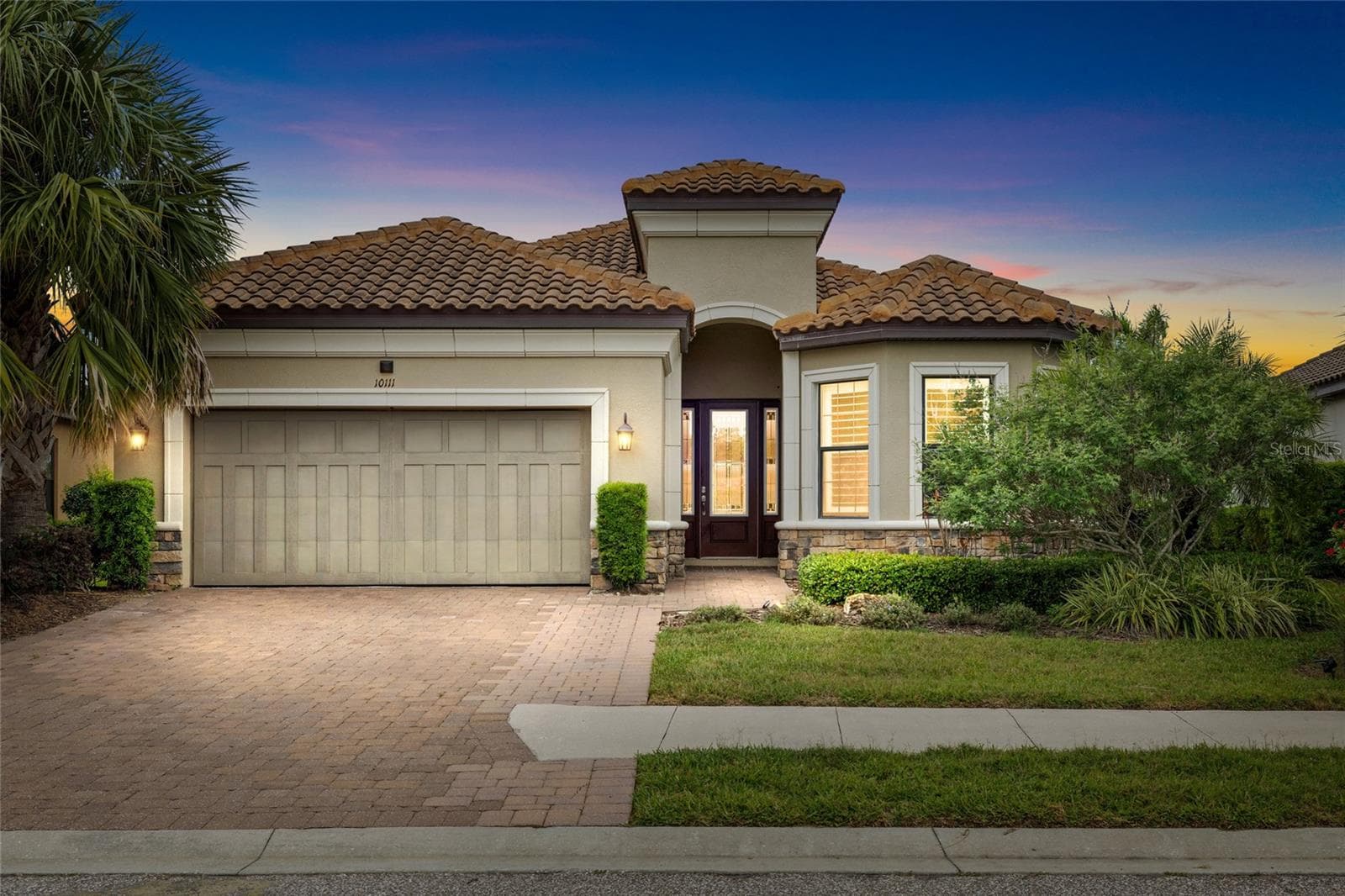 Single Family Residence at 10111 CRAFTSMAN PARK WAY, PALMETTO, photo 2 of 39