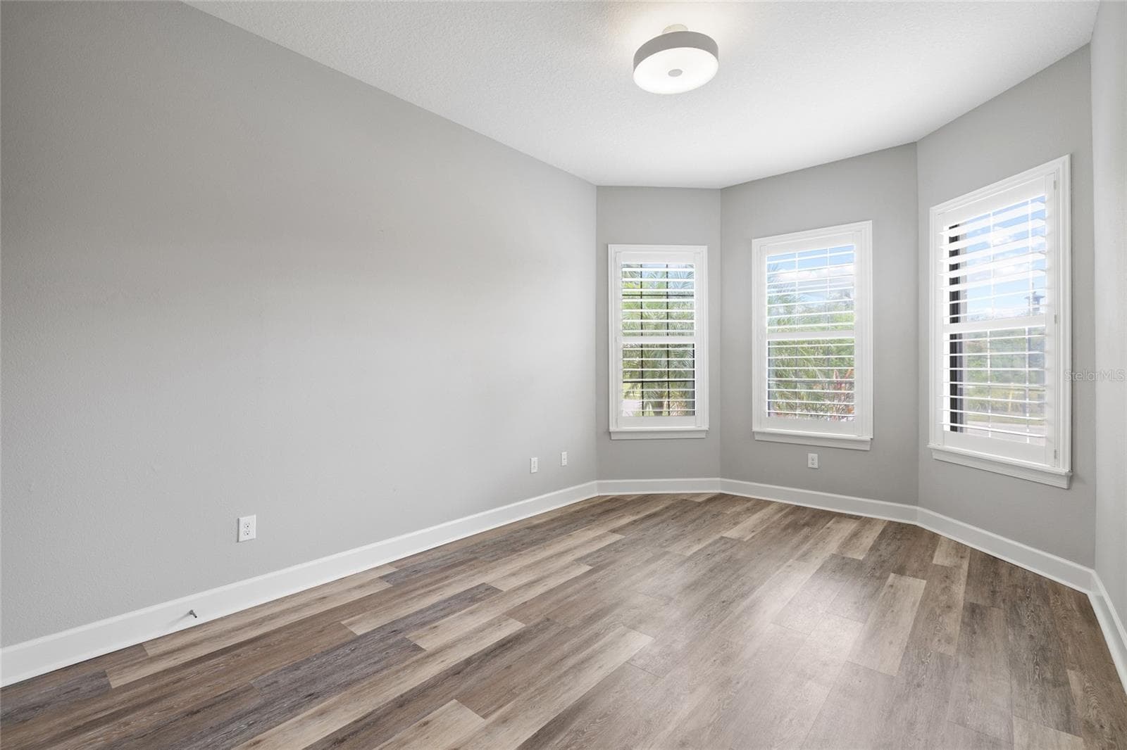 Single Family Residence at 10111 CRAFTSMAN PARK WAY, PALMETTO, photo 6 of 39