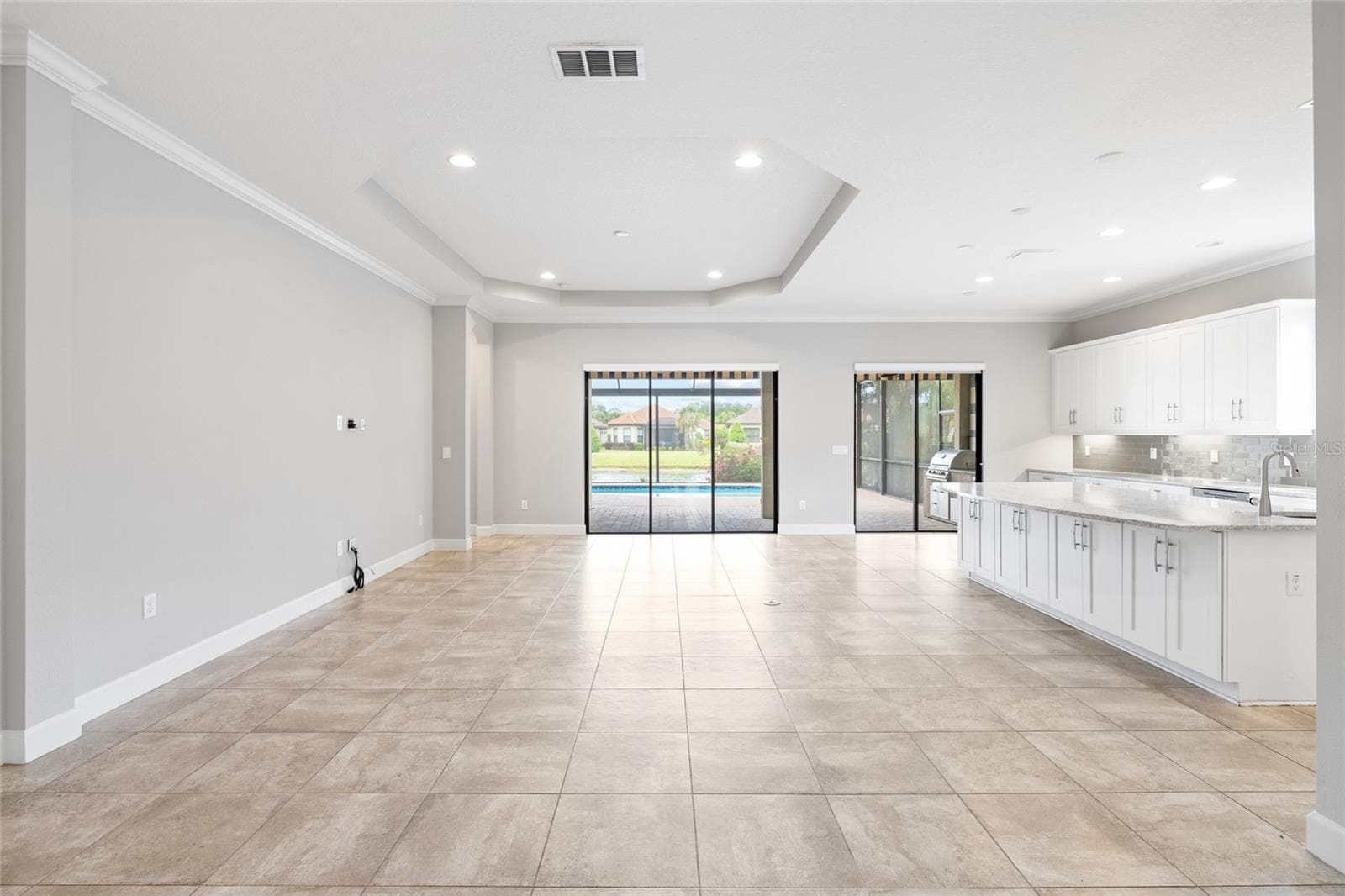 Single Family Residence at 10111 CRAFTSMAN PARK WAY, PALMETTO, photo 11 of 39