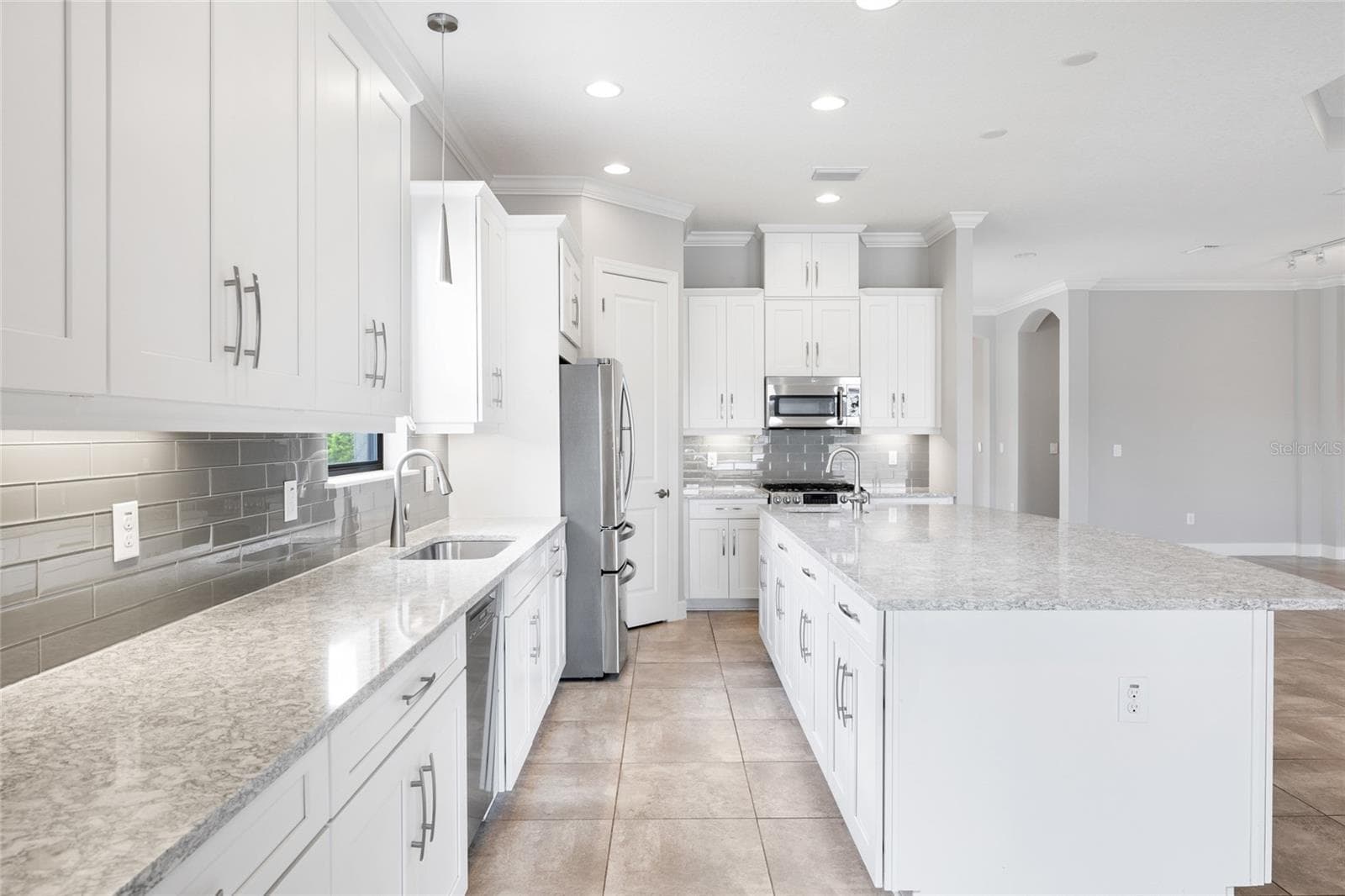 Single Family Residence at 10111 CRAFTSMAN PARK WAY, PALMETTO, photo 14 of 39