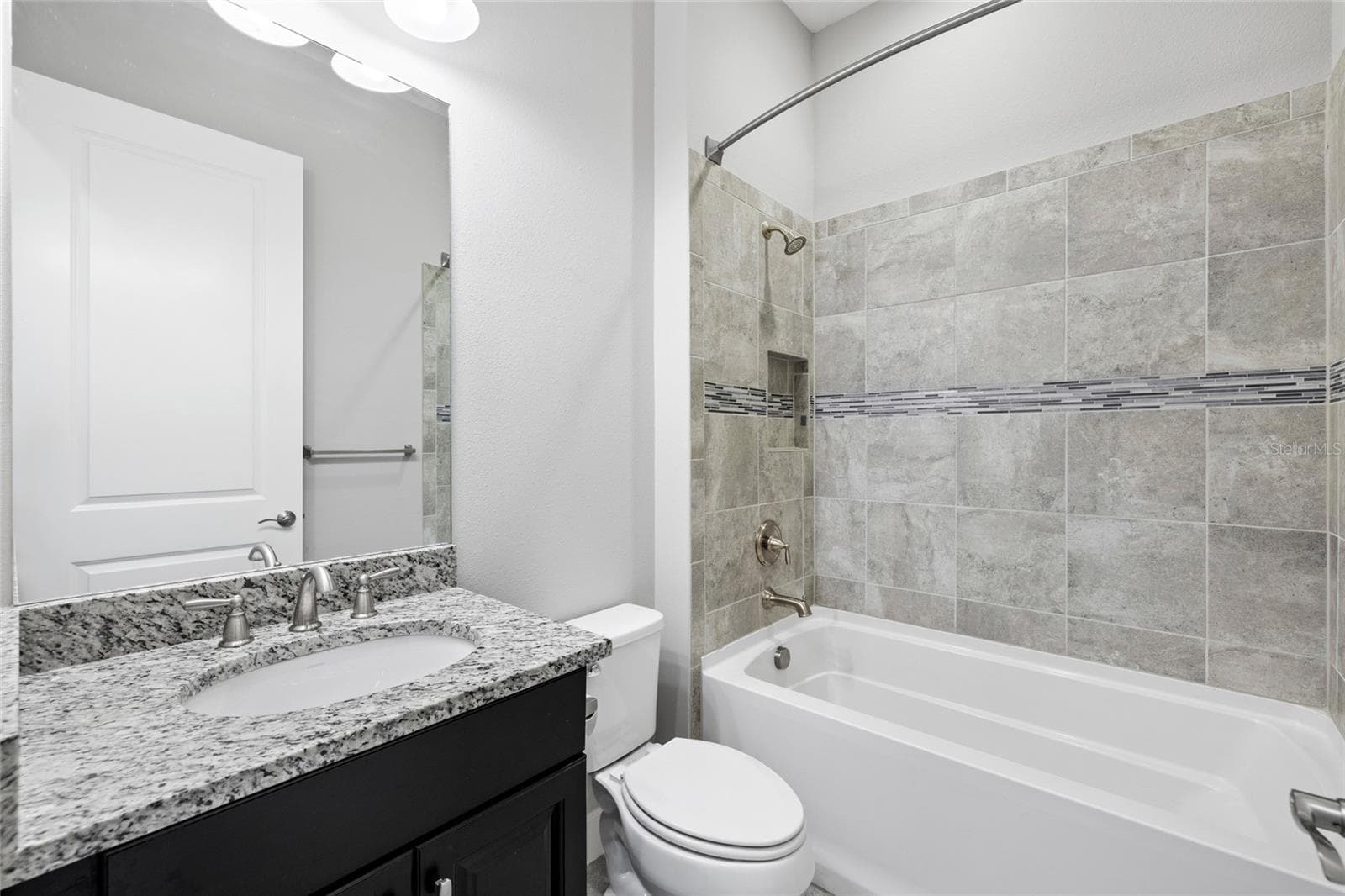 Single Family Residence at 10111 CRAFTSMAN PARK WAY, PALMETTO, photo 20 of 39