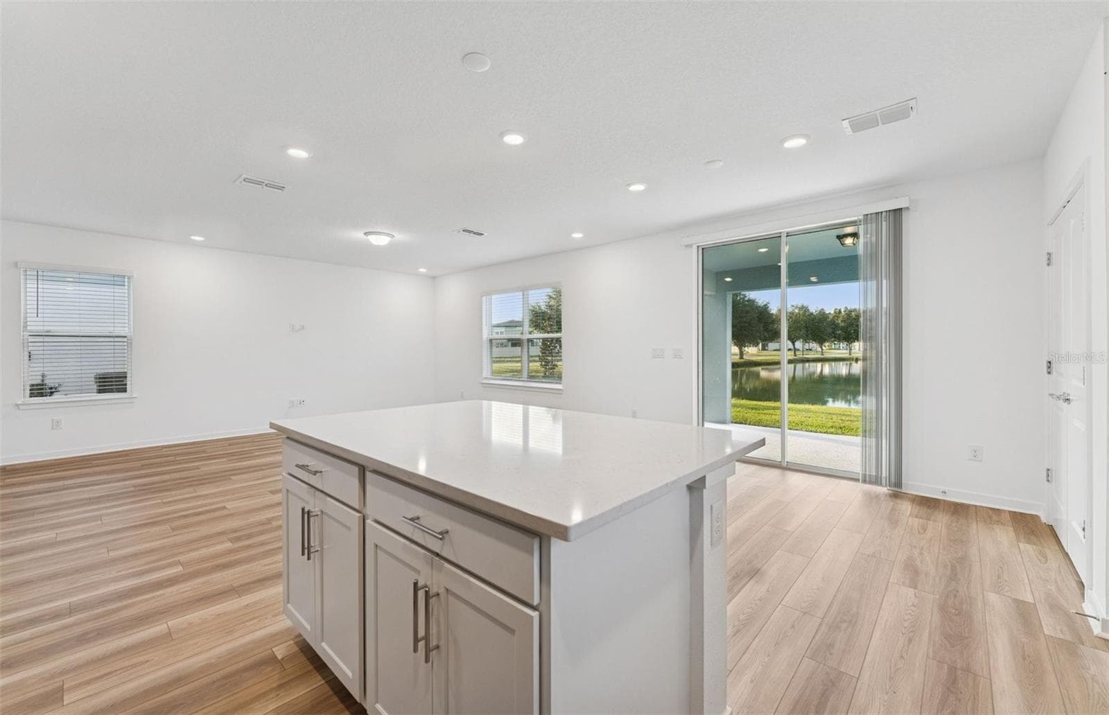 Model Representation - 9748 CRESCENT MOON DR, RIVERVIEW