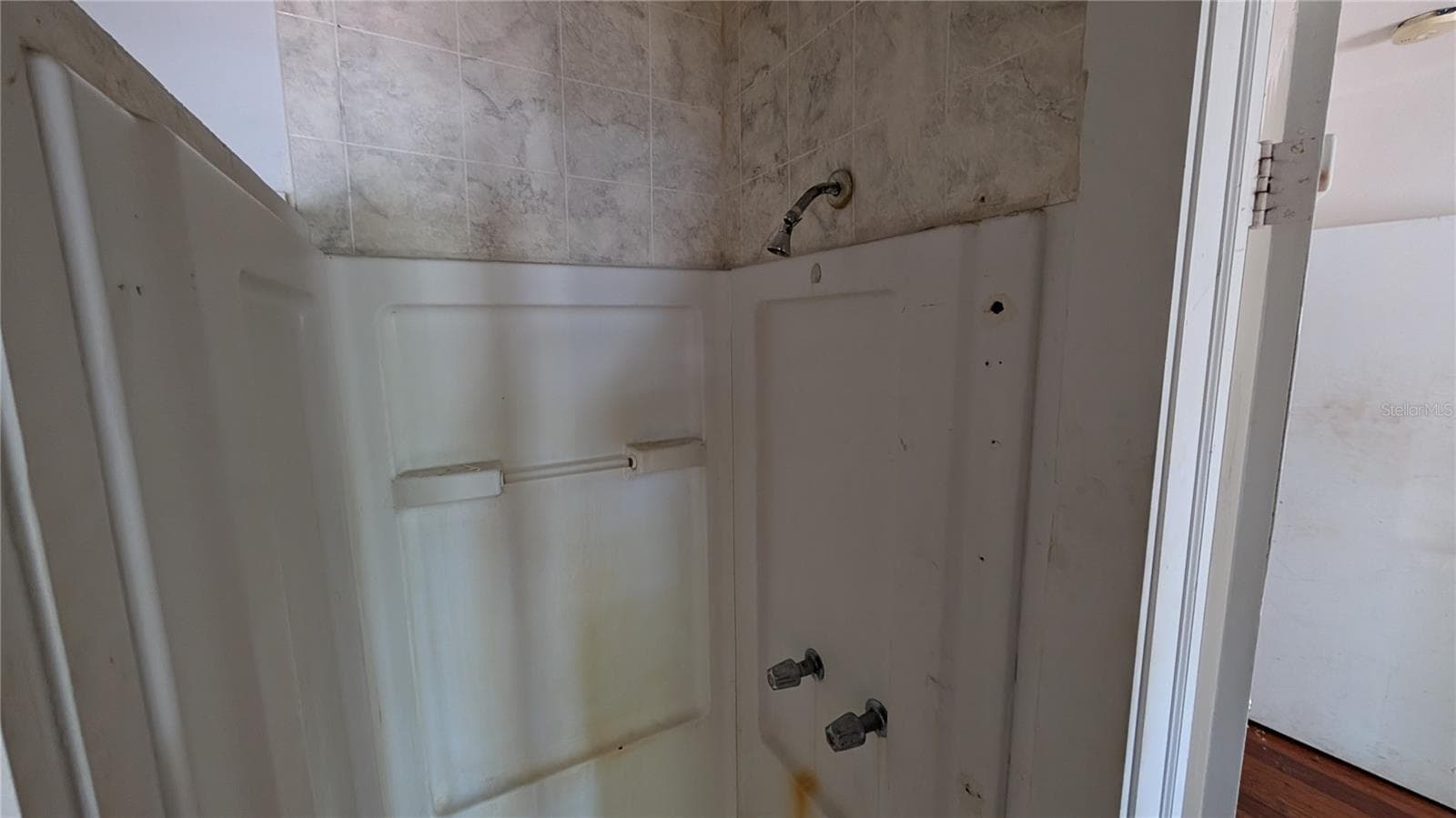 Duplex at 114 S BUNGALOW PARK AVE, TAMPA, photo 12 of 100