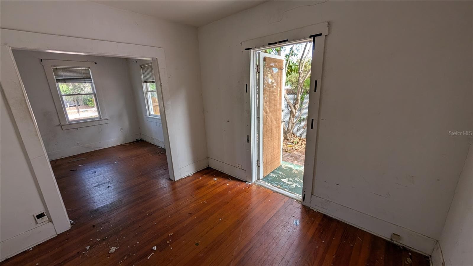 Duplex at 114 S BUNGALOW PARK AVE, TAMPA, photo 31 of 100