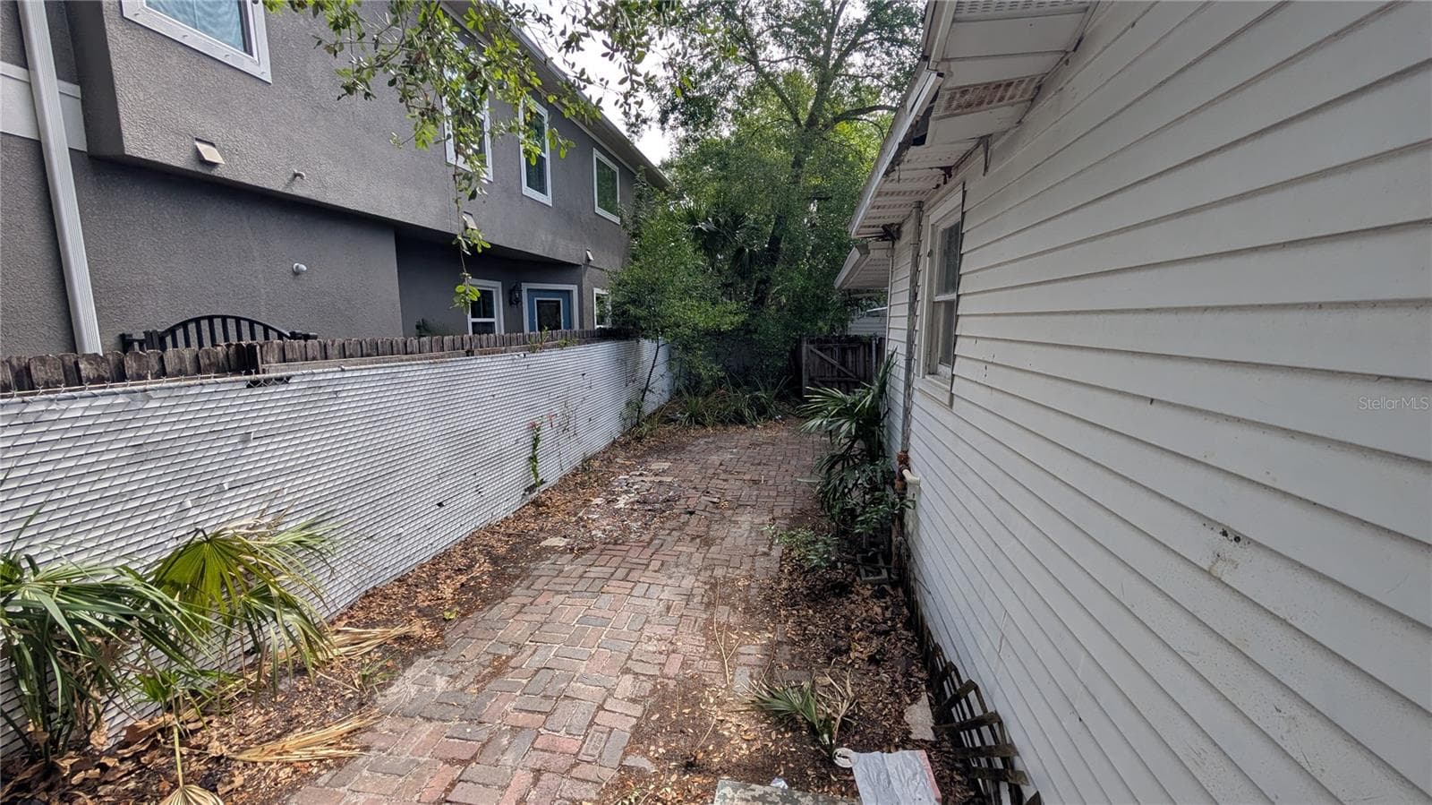 Duplex at 114 S BUNGALOW PARK AVE, TAMPA, photo 32 of 100