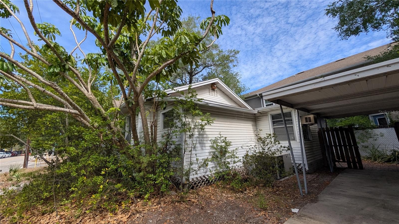 Duplex at 114 S BUNGALOW PARK AVE, TAMPA, photo 41 of 100