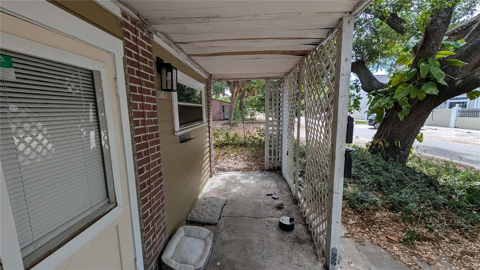 Duplex at 114 S BUNGALOW PARK AVE, TAMPA, photo 45 of 100
