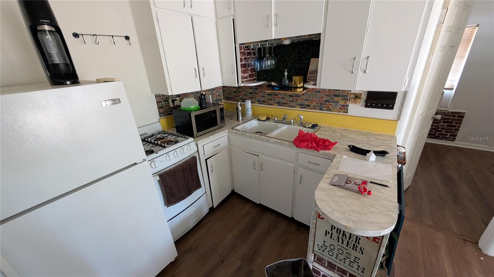 Duplex at 114 S BUNGALOW PARK AVE, TAMPA, photo 49 of 100