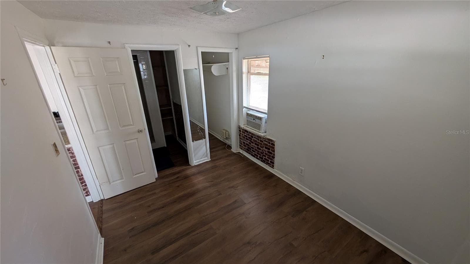 Duplex at 114 S BUNGALOW PARK AVE, TAMPA, photo 55 of 100