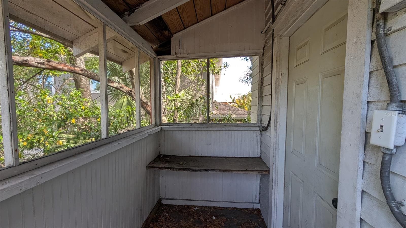 Duplex at 114 S BUNGALOW PARK AVE, TAMPA, photo 64 of 100