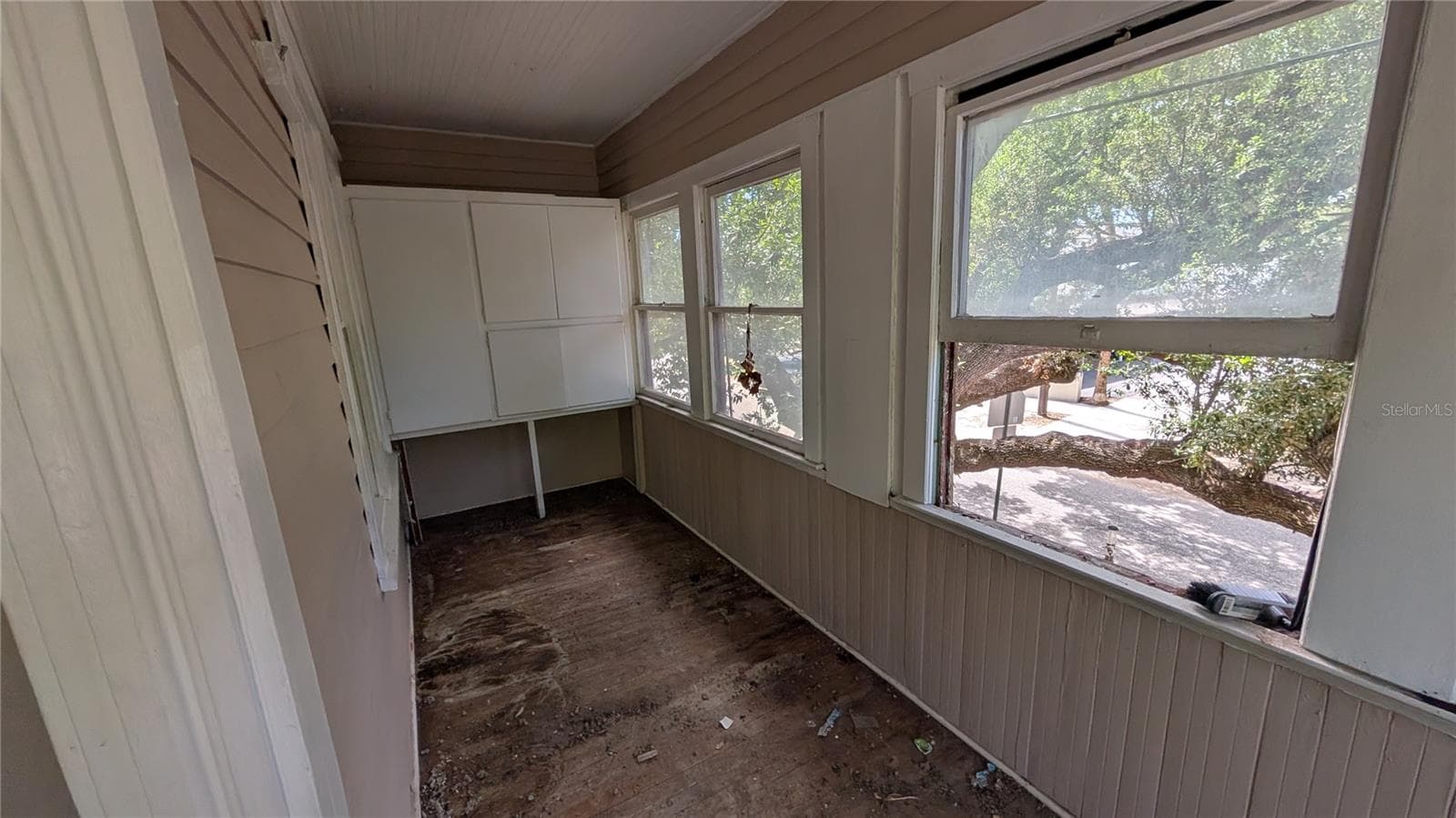 Duplex at 114 S BUNGALOW PARK AVE, TAMPA, photo 75 of 100