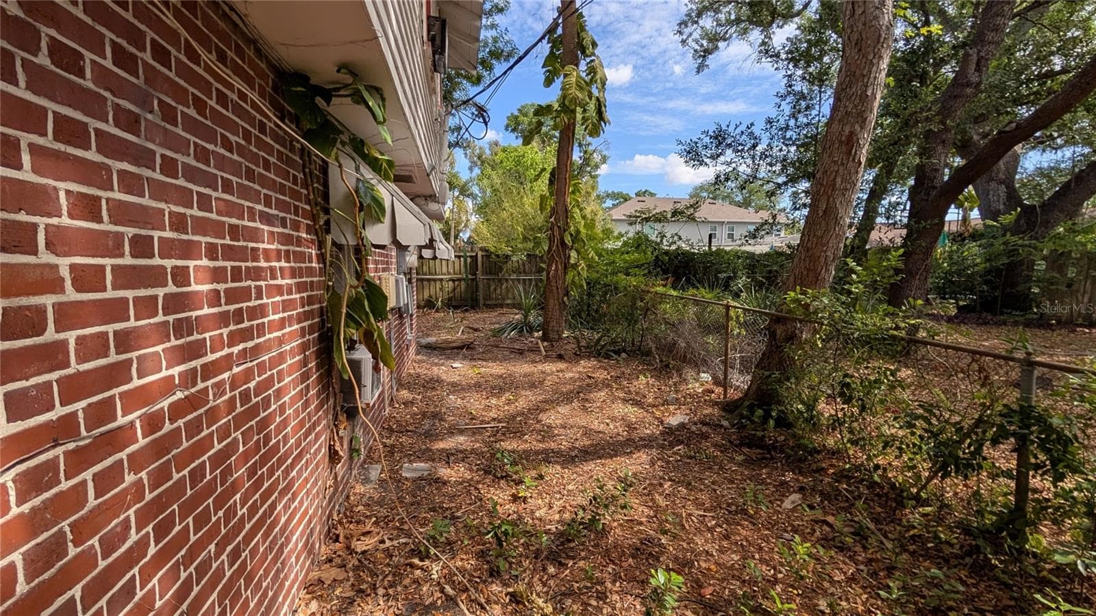 Duplex at 114 S BUNGALOW PARK AVE, TAMPA, photo 92 of 100