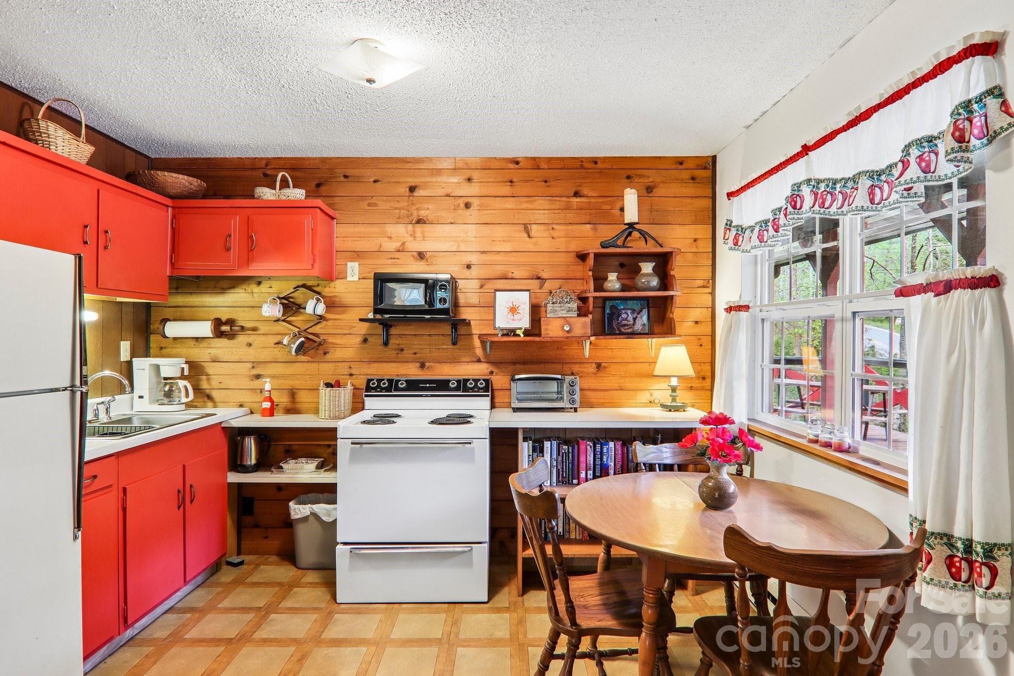Single Family Residence at 28 Mull Cove Road, Maggie Valley, photo 18 of 27