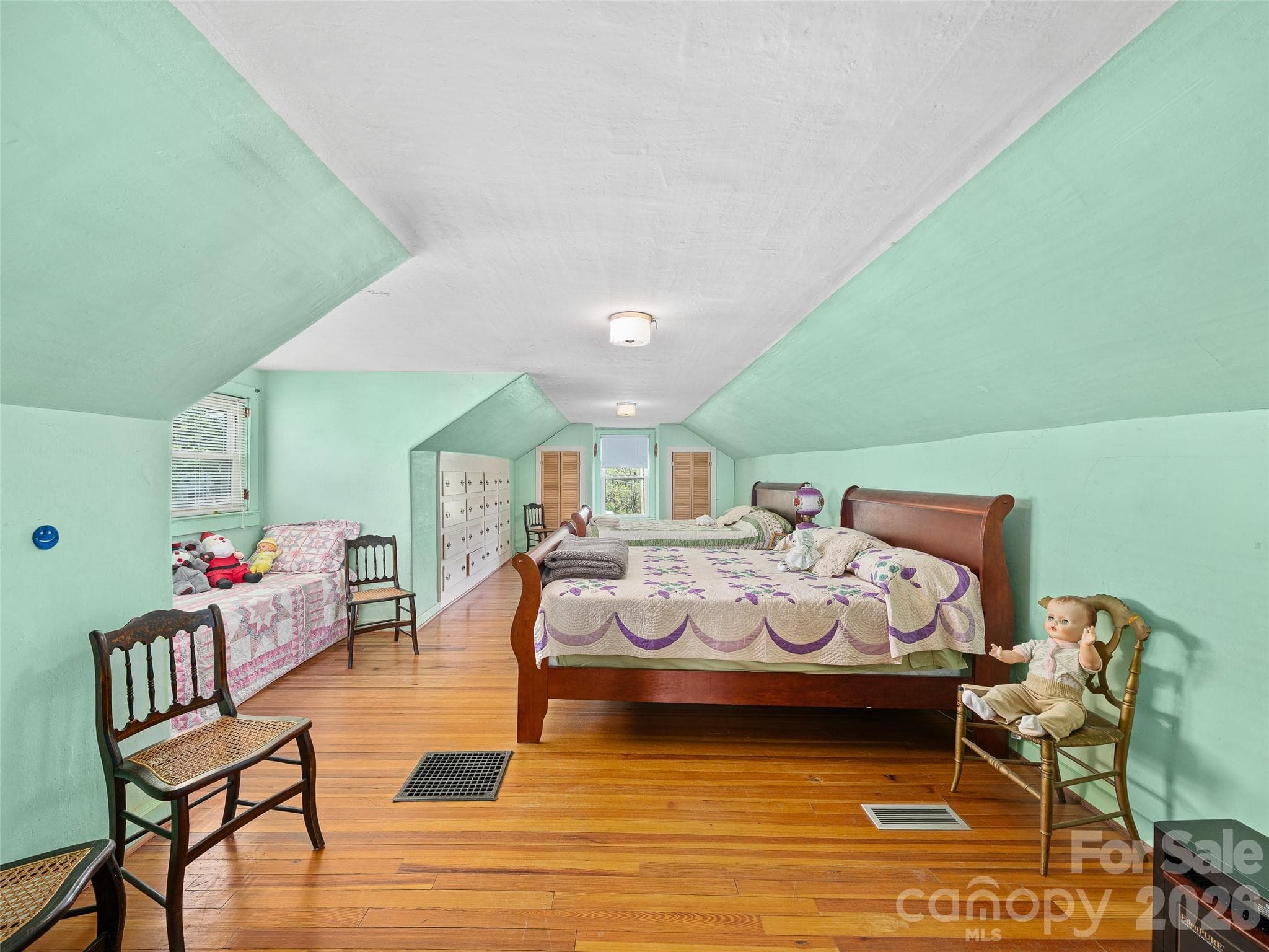 Upstairs Bonus Room - Used Historically as a Bedroom - Burnsville