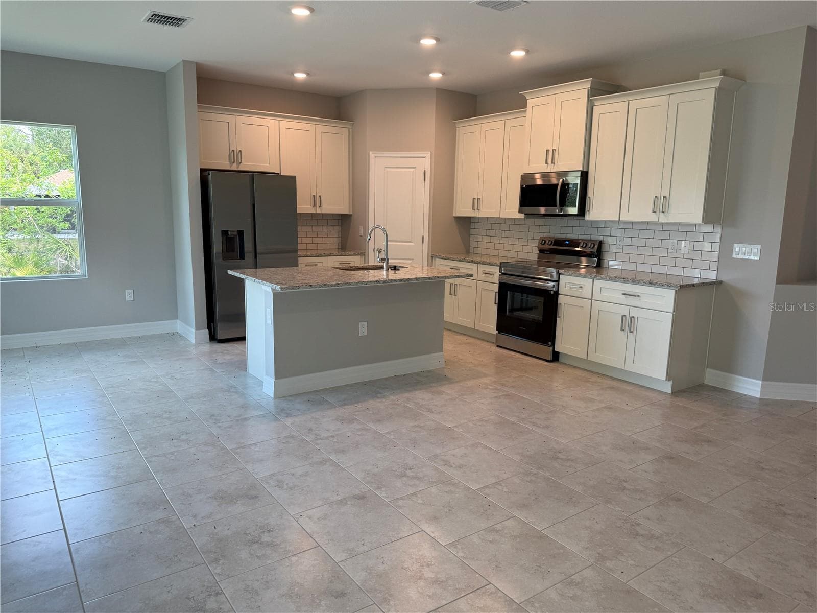 Single Family Residence at 1275 PERRY ST, PORT CHARLOTTE, photo 5 of 26