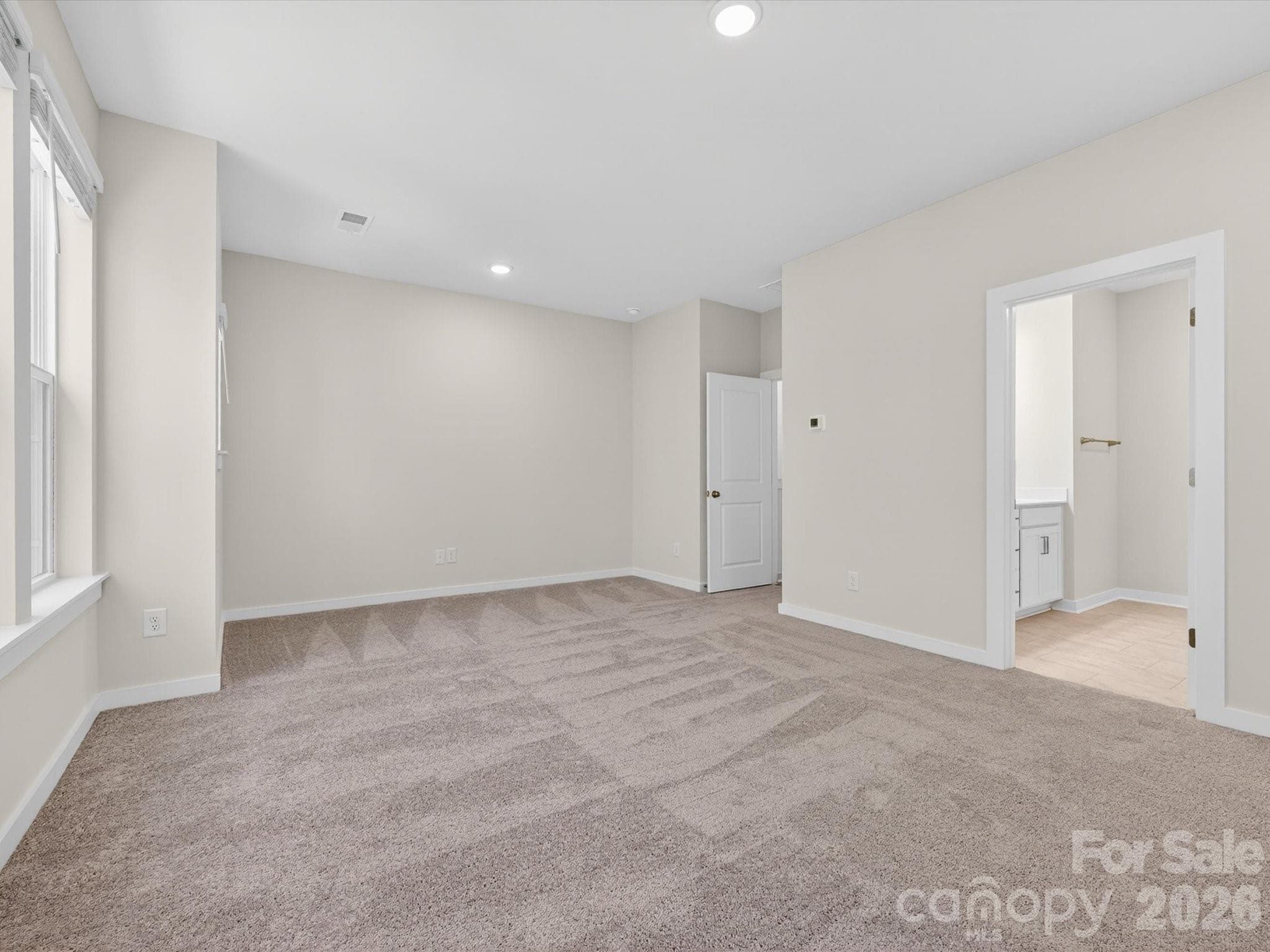 Townhouse at Charlotte, photo 9 of 27