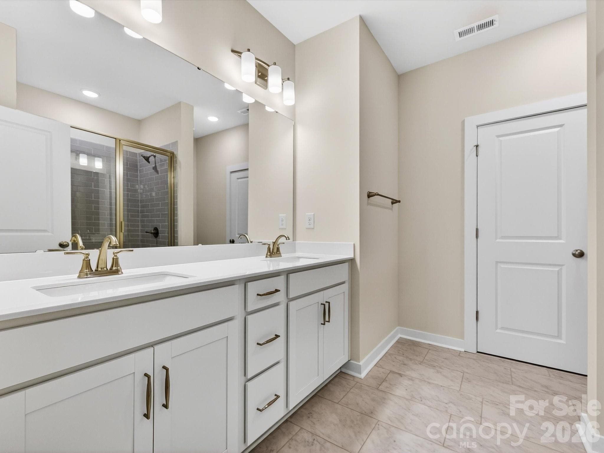 Townhouse at Charlotte, photo 22 of 27