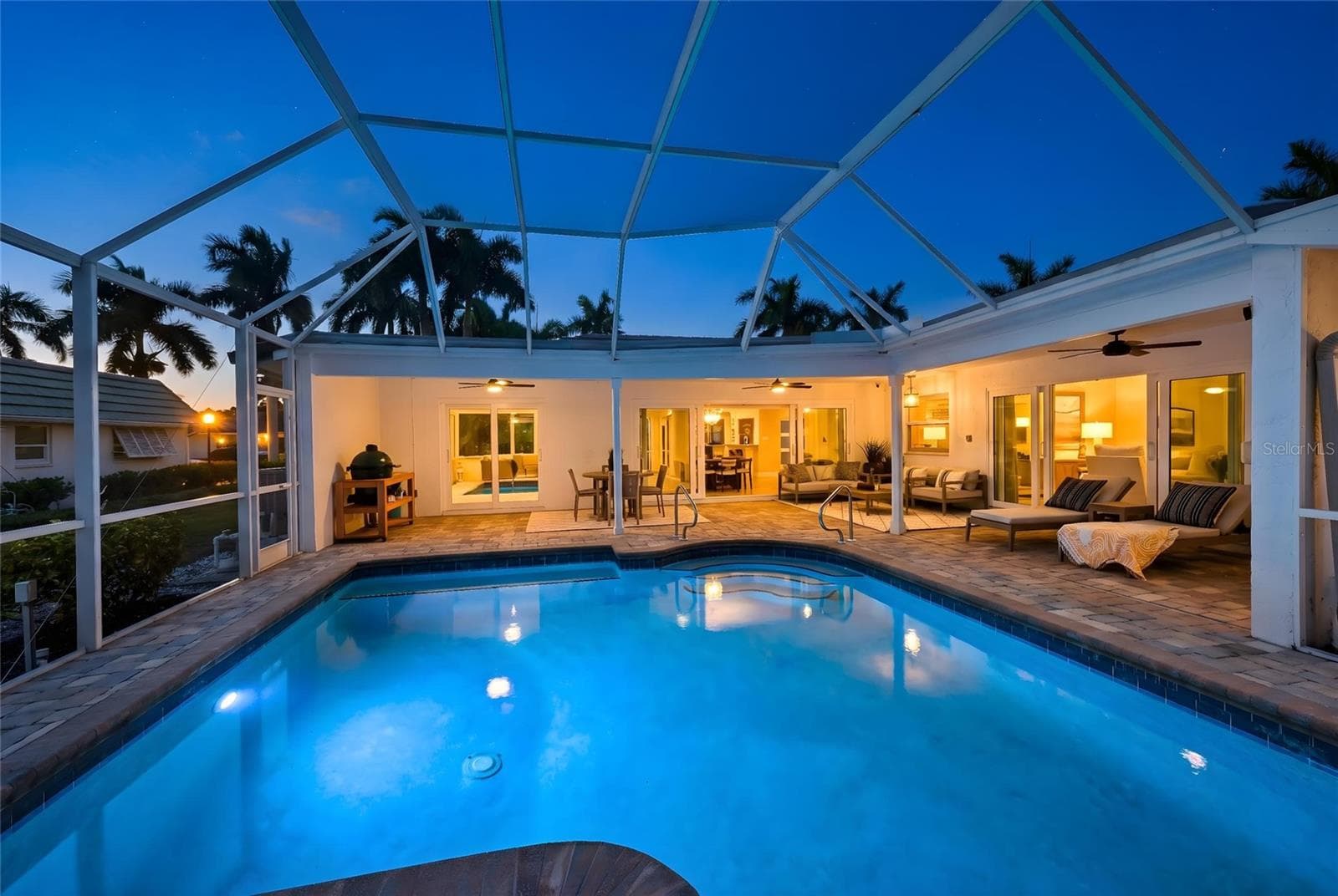 Single Family Residence at 430 BIRD KEY DR, SARASOTA, photo 32 of 46