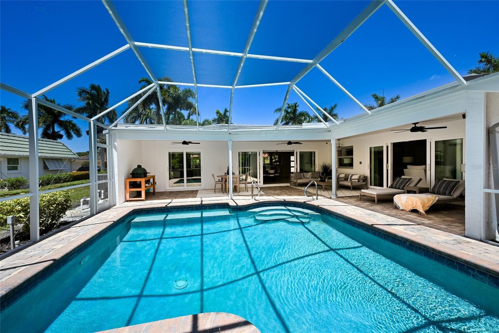 Single Family Residence at 430 BIRD KEY DR, SARASOTA, photo 33 of 46