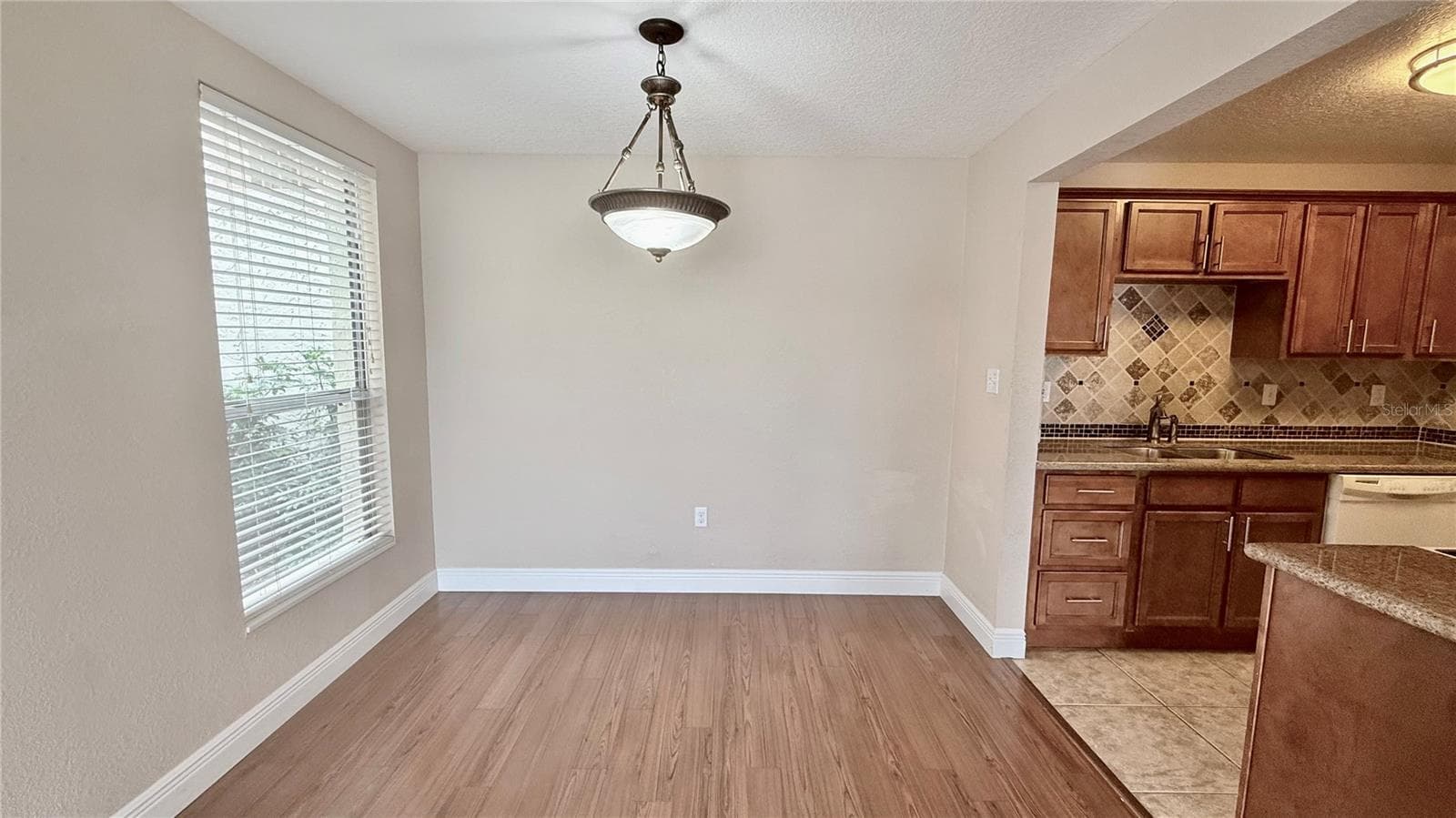 Condominium at 524 ORANGE DR #11, ALTAMONTE SPRINGS, photo 4 of 27