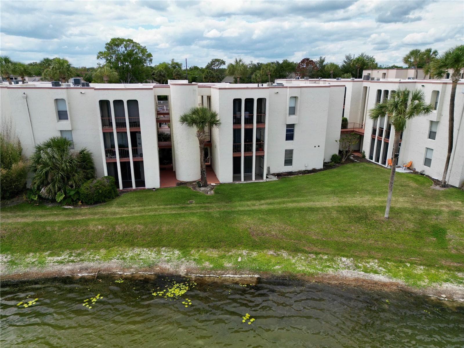 Condominium at 524 ORANGE DR #11, ALTAMONTE SPRINGS, photo 23 of 27