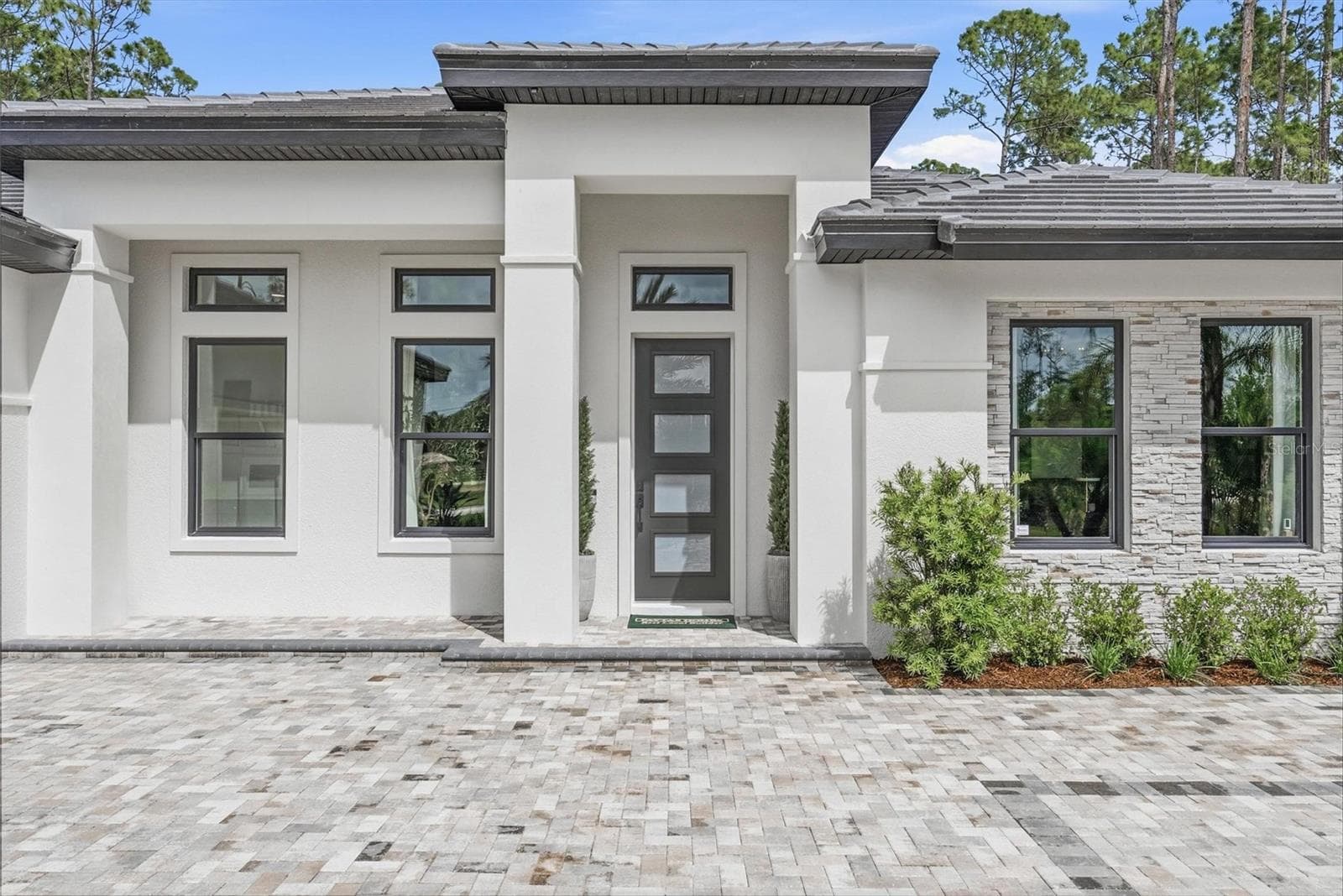 Single Family Residence at 461 N TYMBER CREEK RD, ORMOND BEACH, photo 6 of 45