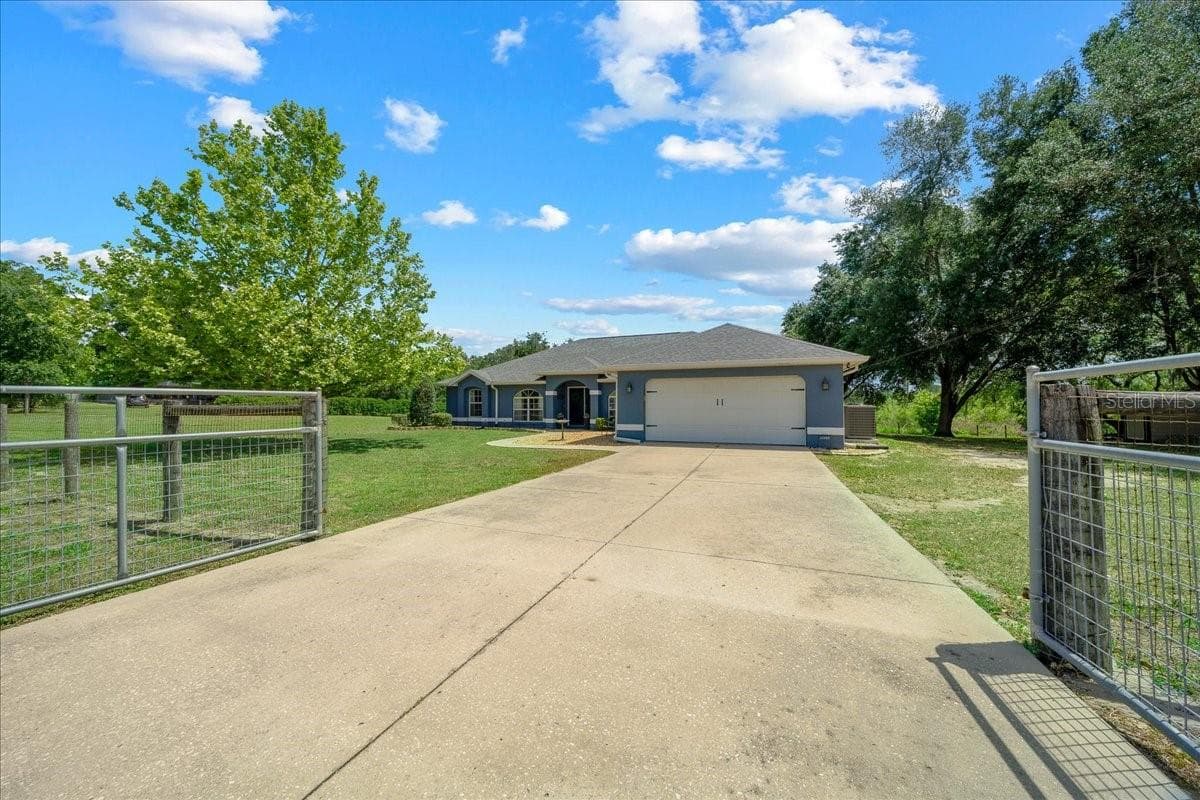 Single Family Residence at 11985 SE 123RD AVE, OCKLAWAHA, photo 3 of 56