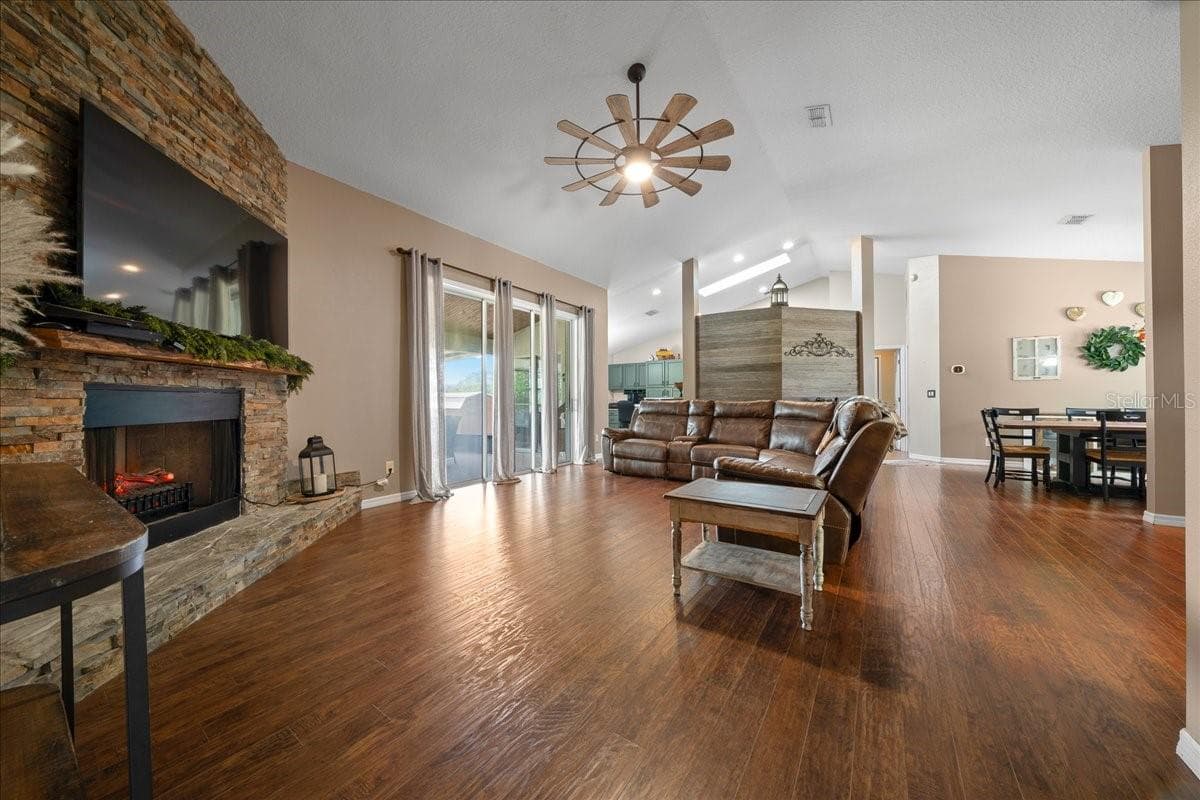 Single Family Residence at 11985 SE 123RD AVE, OCKLAWAHA, photo 10 of 56