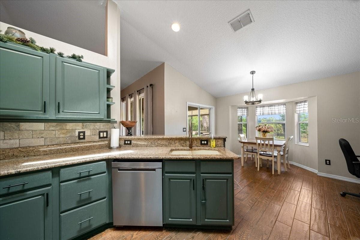 Single Family Residence at 11985 SE 123RD AVE, OCKLAWAHA, photo 14 of 56