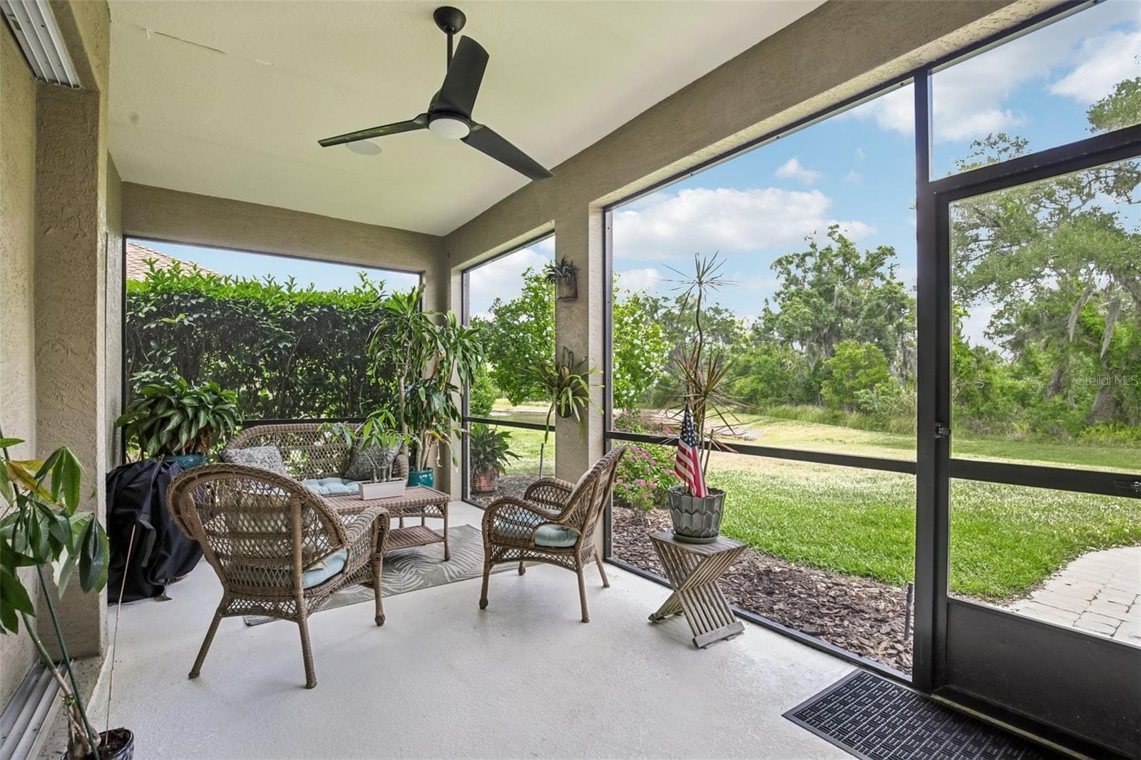 Single Family Residence at 12307 WHISPER LAKE DR, BRADENTON, photo 21 of 35
