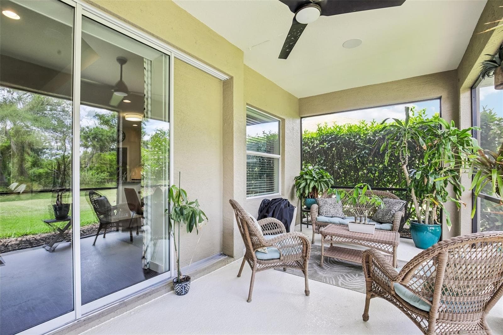 Single Family Residence at 12307 WHISPER LAKE DR, BRADENTON, photo 22 of 35