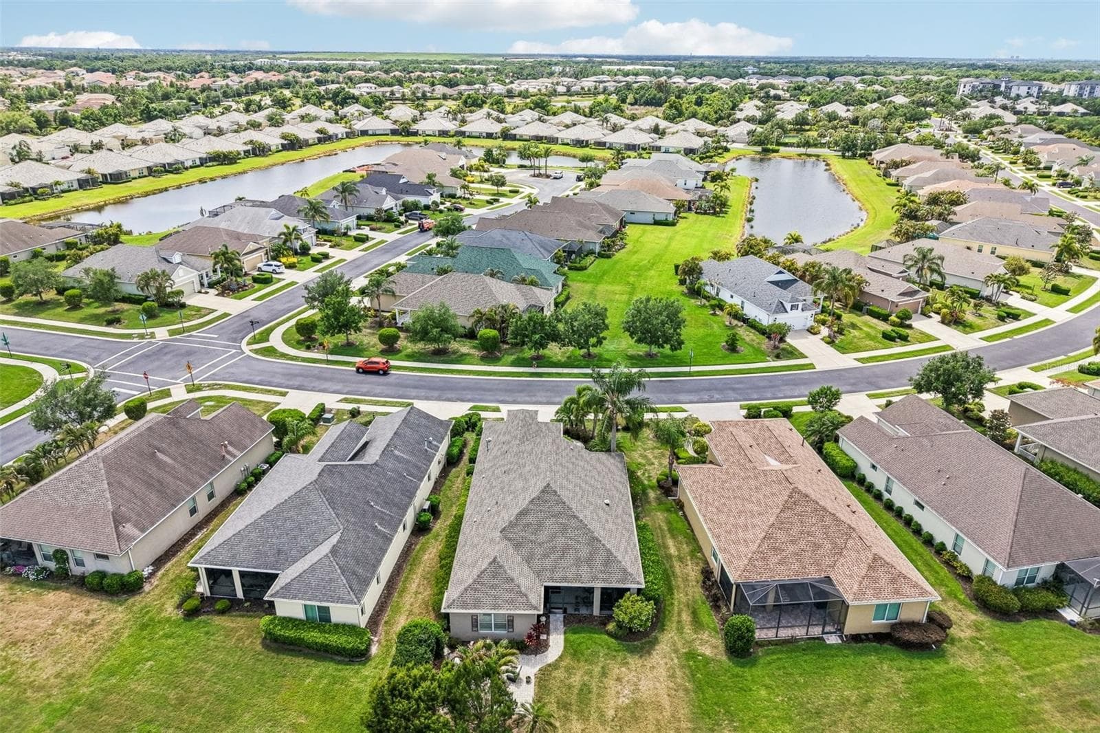 Single Family Residence at 12307 WHISPER LAKE DR, BRADENTON, photo 27 of 35