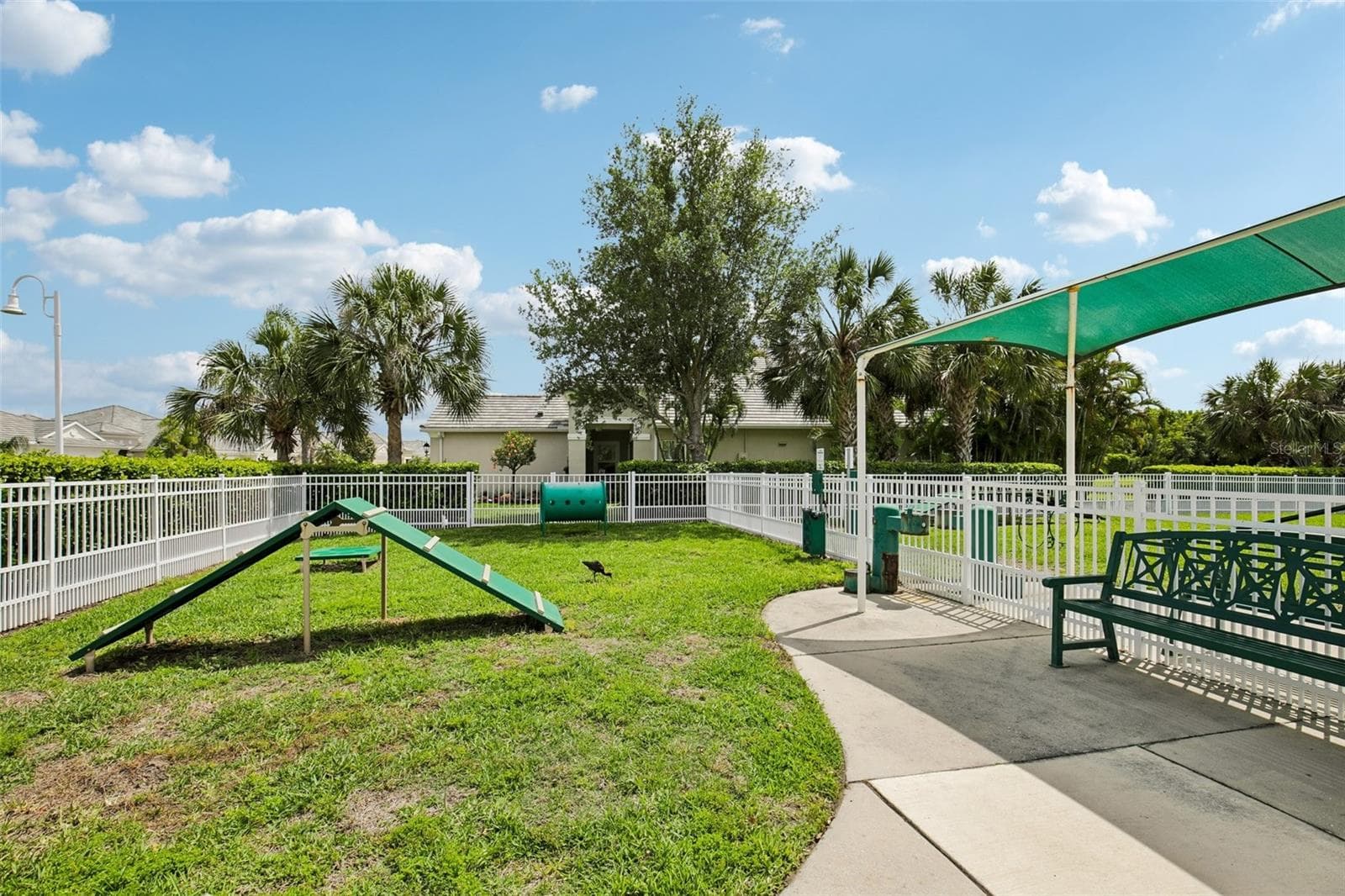 Single Family Residence at 12307 WHISPER LAKE DR, BRADENTON, photo 34 of 35