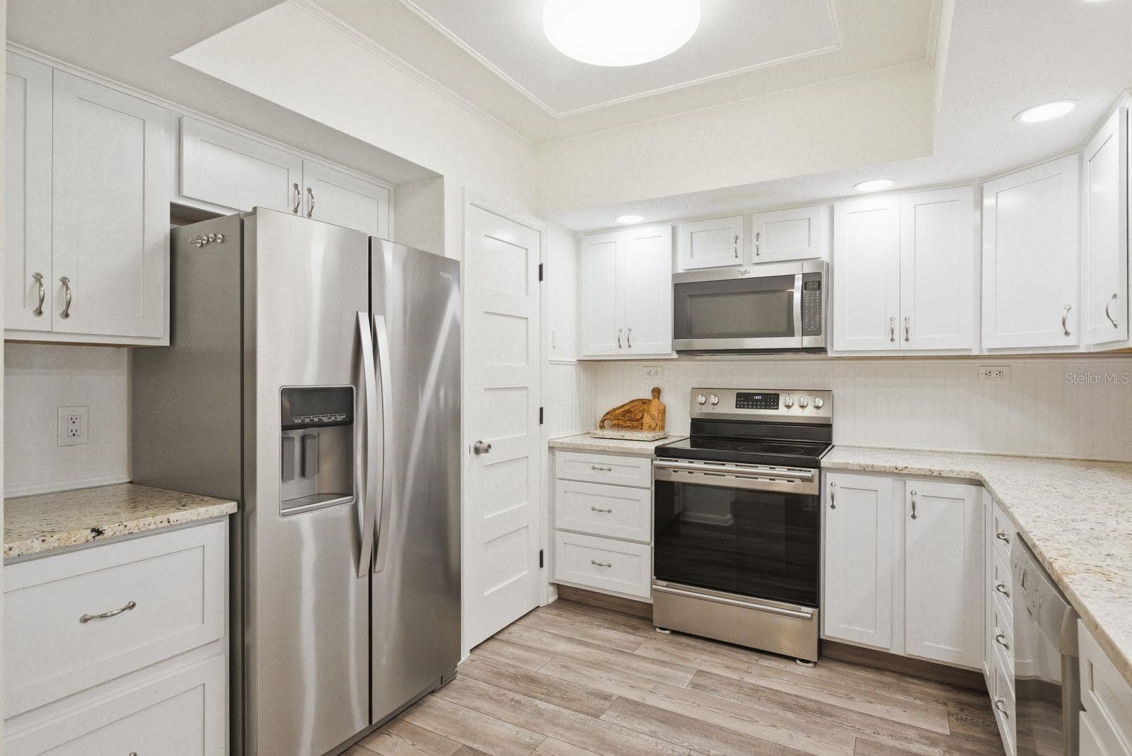 Updated Kitchen - 302 MARINER DR #302, TARPON SPRINGS