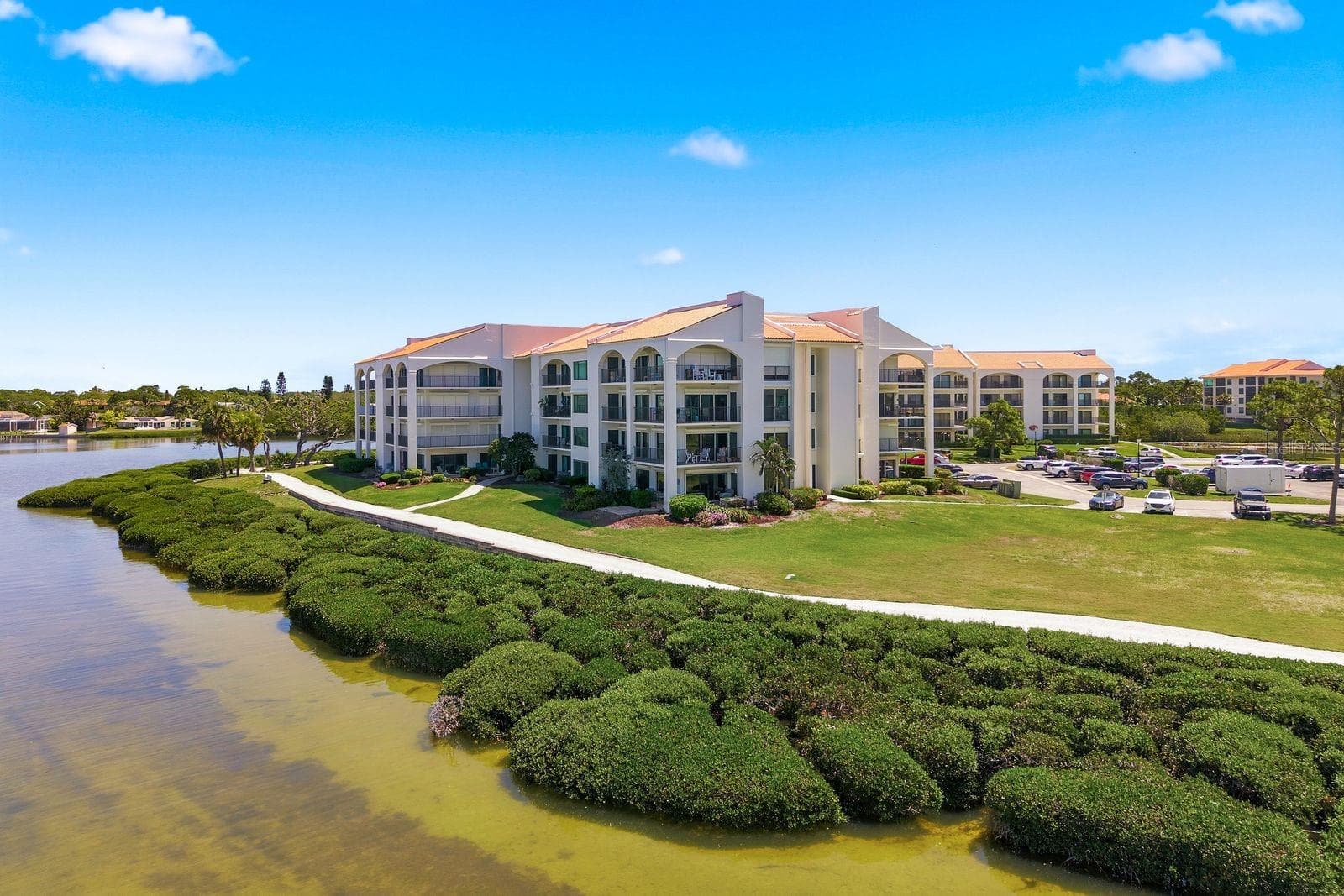 Condominium at 302 MARINER DR #302, TARPON SPRINGS, photo 52 of 61