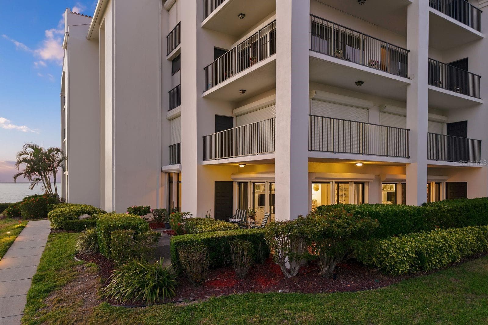 Condominium at 302 MARINER DR #302, TARPON SPRINGS, photo 54 of 61