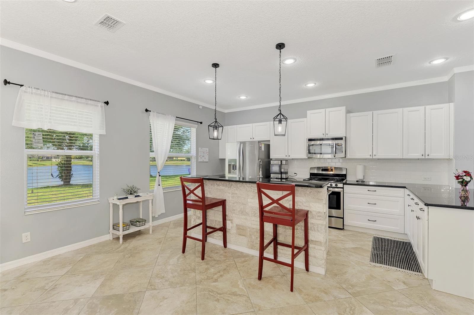 Single Family Residence at 5008 MISSION PARK LN, BRADENTON, photo 22 of 86