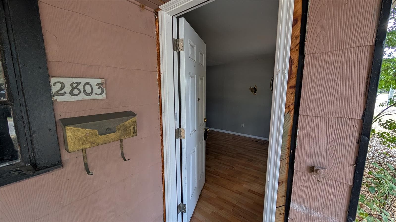 Duplex at 2801 W CLEVELAND ST, TAMPA, photo 3 of 68