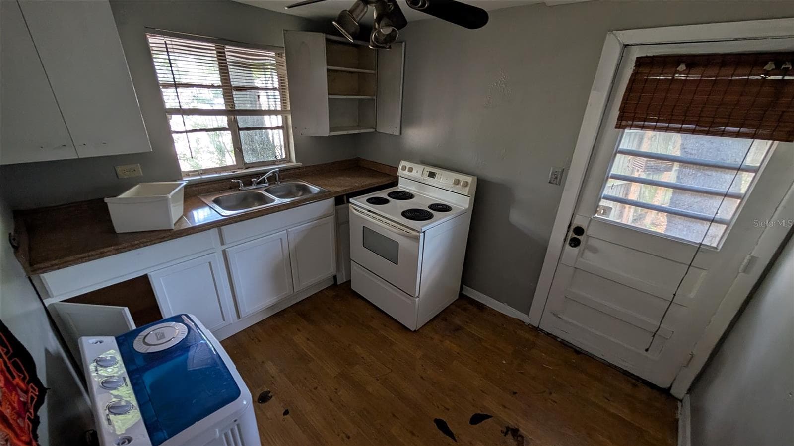 Duplex at 2801 W CLEVELAND ST, TAMPA, photo 10 of 68